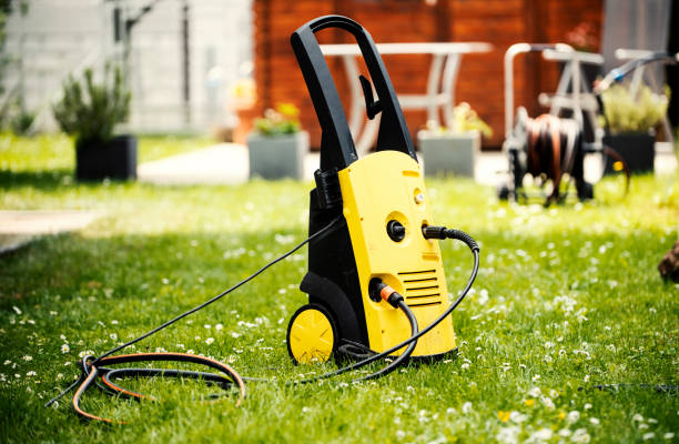 Best Building Exterior Pressure Washing in Mooreland, OK